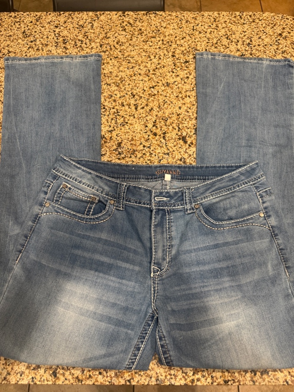 Shyanne Faded Light Blue boot cut Jeans 36x31
